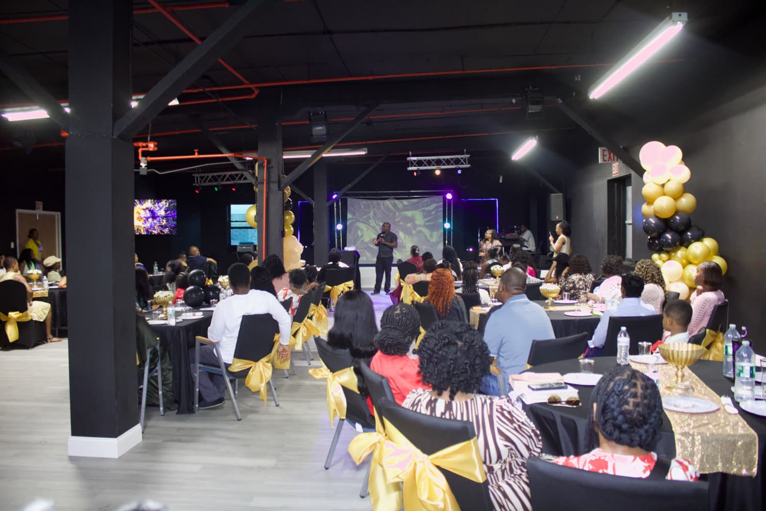 Worship at a Shadeen Anglin Ministries gathering
